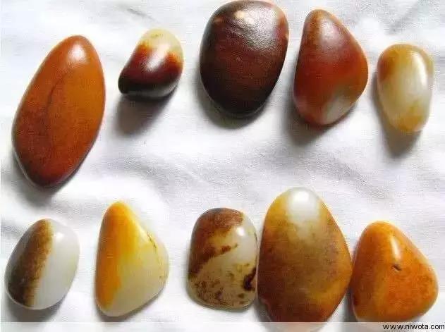 和田玉籽料皮造假对人身体有害吗,和田玉造假如何辨别