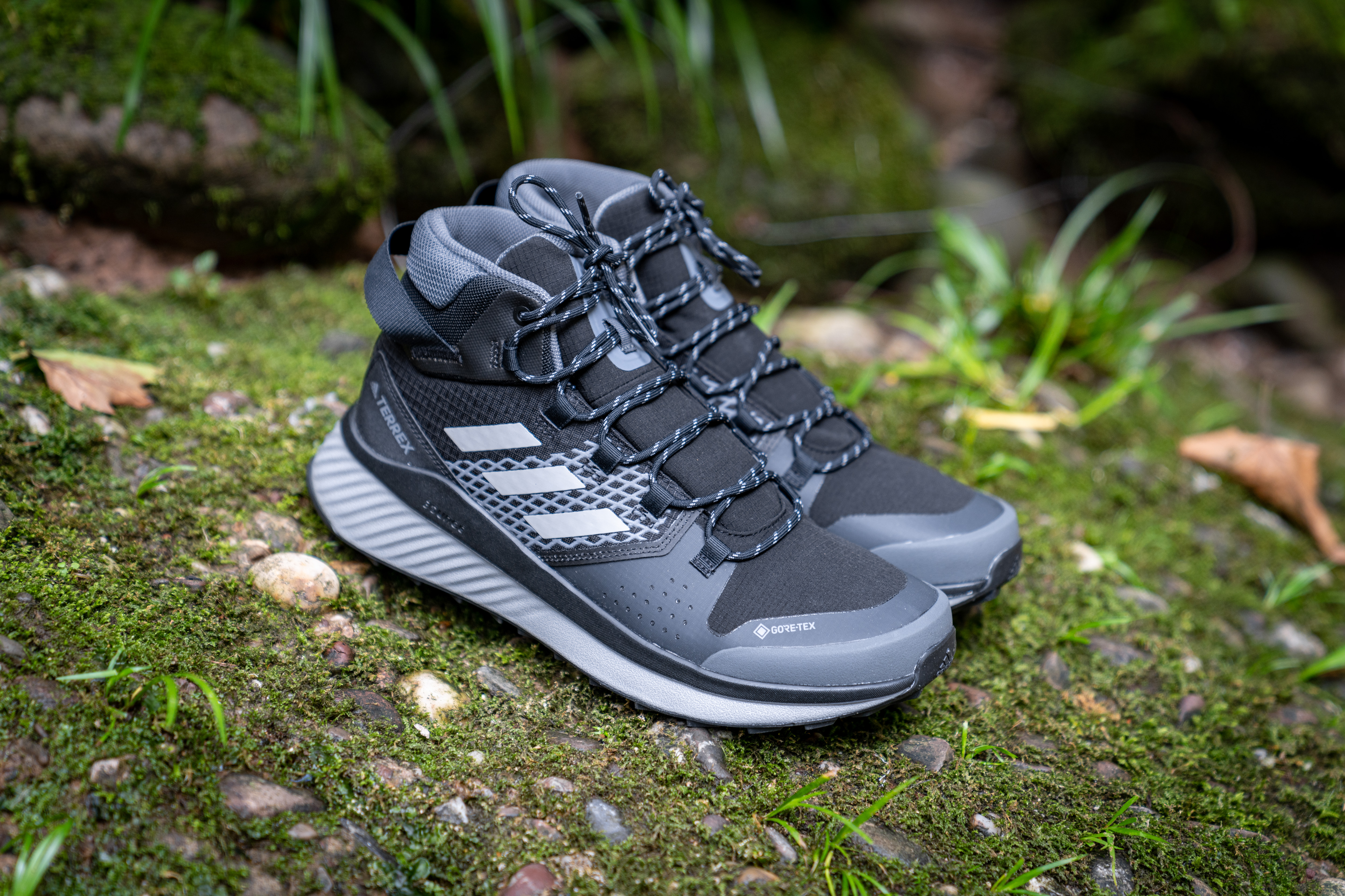 adidasterrex户外鞋卡其色,adidasterrex户外跑鞋评测