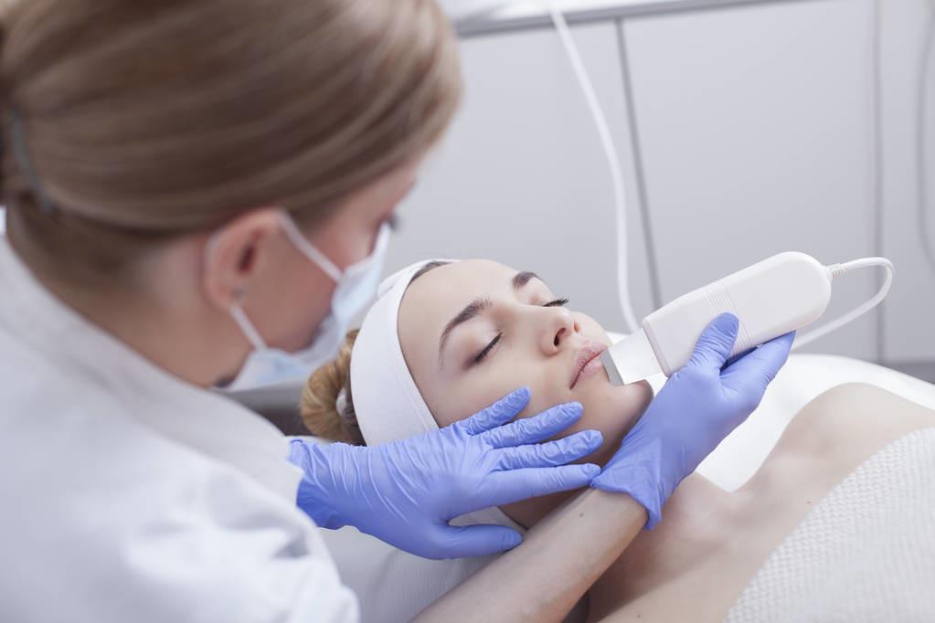 光子嫩肤治疗毛孔粗大,收缩毛孔嫩肤果酸