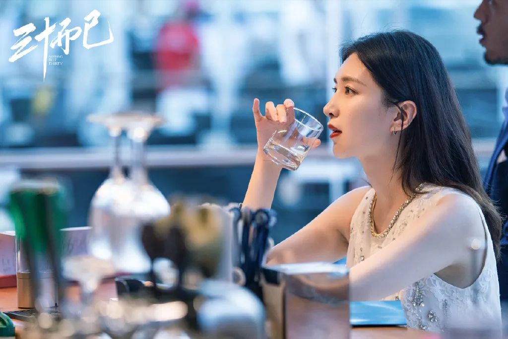 顾佳戴的什么表,顾佳戴的是什么手表