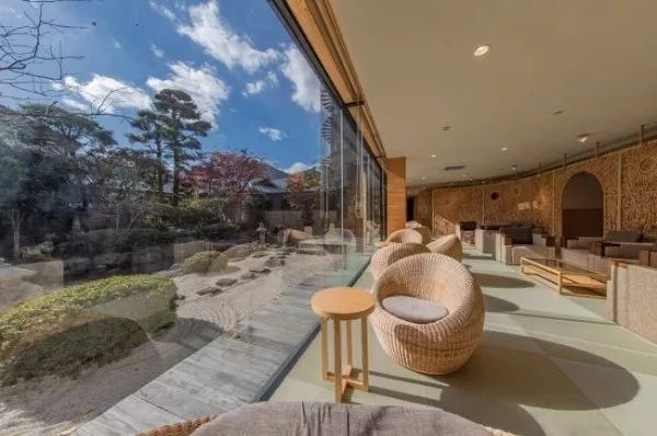 情侣旅游梦幻之旅,一场浪漫的梦幻之旅