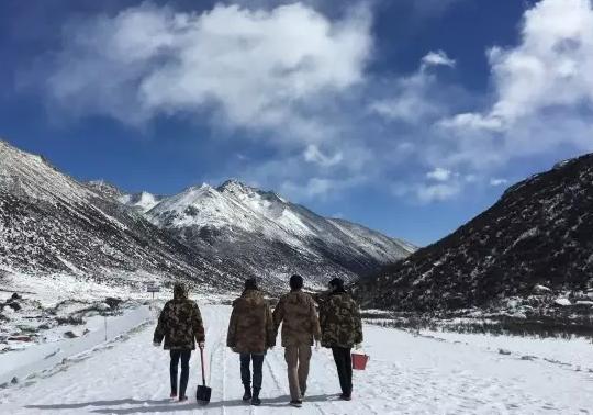 万亿建筑市场龙头，中国建筑，还有潜力吗？估值不到5倍准备加仓