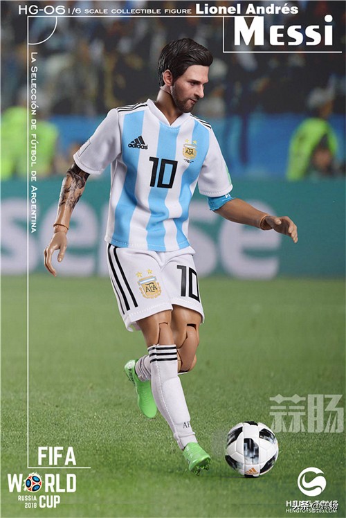 梅西1:1雕像,梅西早期一条龙