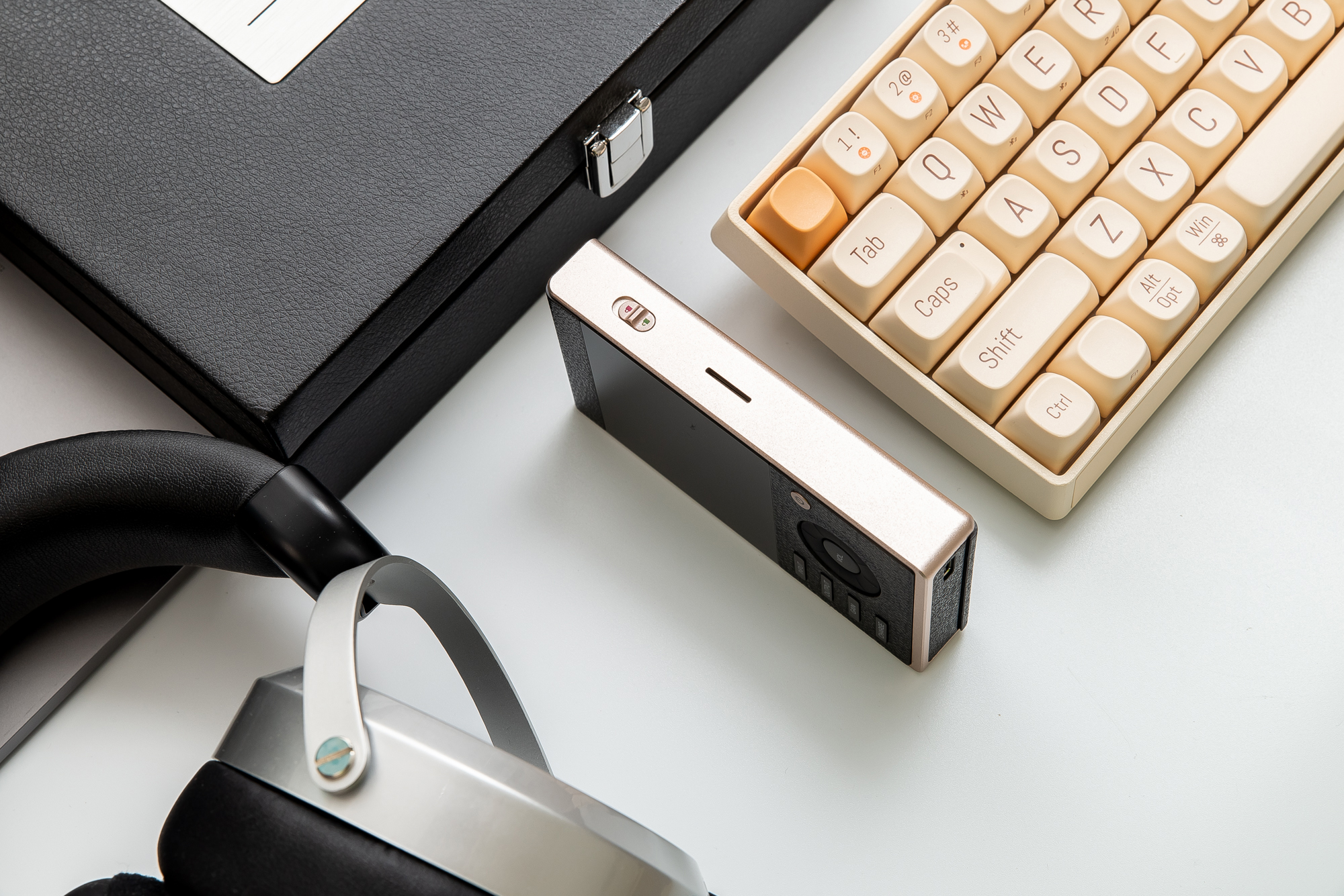 耳放dac芯片,自研芯片v3有望搭载到iqoo12吗