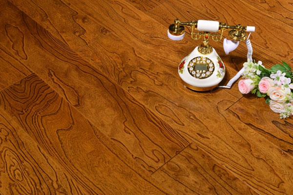 榆木地板的优缺点,榆木实木多层地板好不好