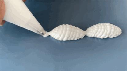 没有裱花袋裱花嘴泡芙奶油怎么挤,奶油裱花嘴怎么自做