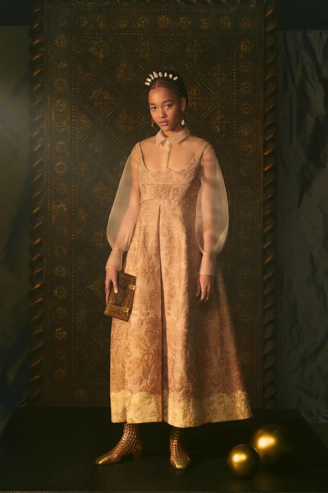 dior高定顶级贵妇,dior女装高定属于高奢吗