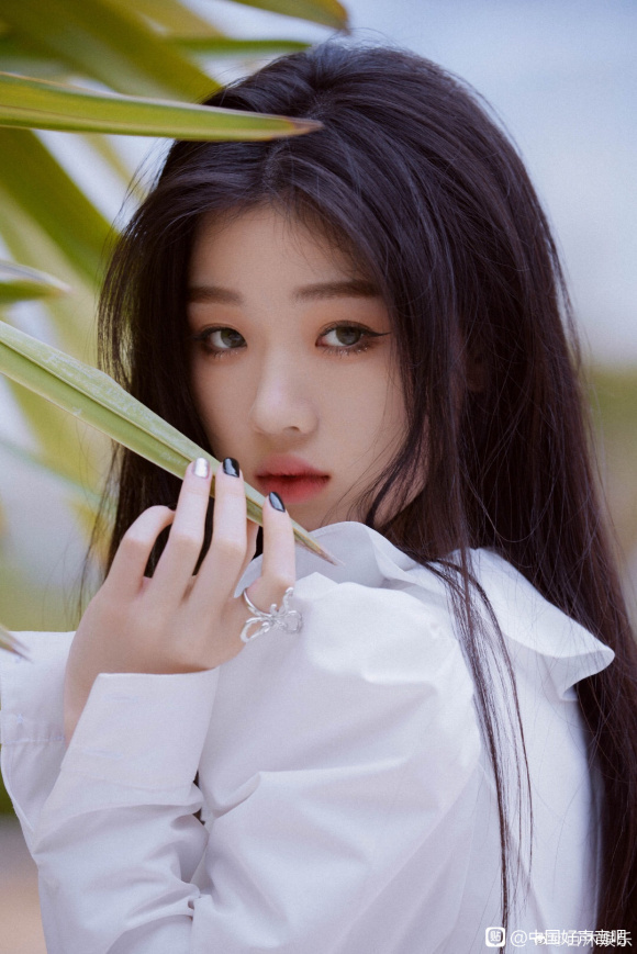 「小作文」请回答单依纯的问题：。。怎样的我能让你更想念？