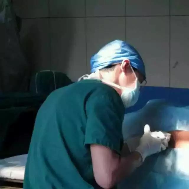 邯郸市中心医院骨四科,邯郸市峰峰矿区医院骨四科医生