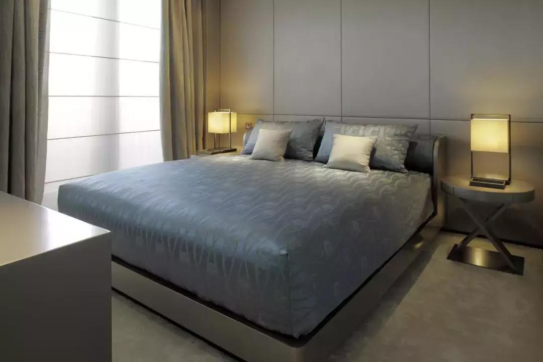 乔治阿玛尼设计师设计风格,被娱乐圈耽误的设计师