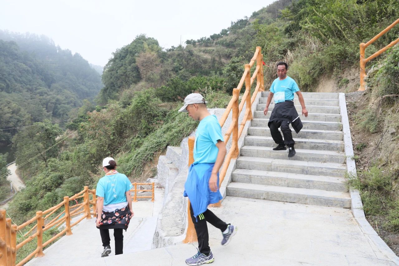 岔气坚持跑步后果,跑步不岔气一跳就岔气