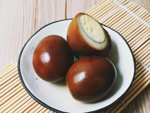 乡巴佬卤蛋的家常做法放味精吗,乡巴佬卤蛋怎么做蛋清劲道