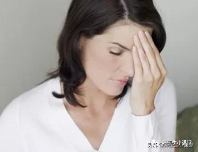 乳房胀痛没来月经是要绝经了吗,月经两个月没来是不是绝经了