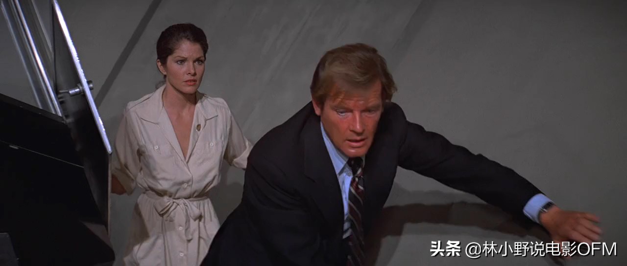 007大钢牙国语版,007大钢牙