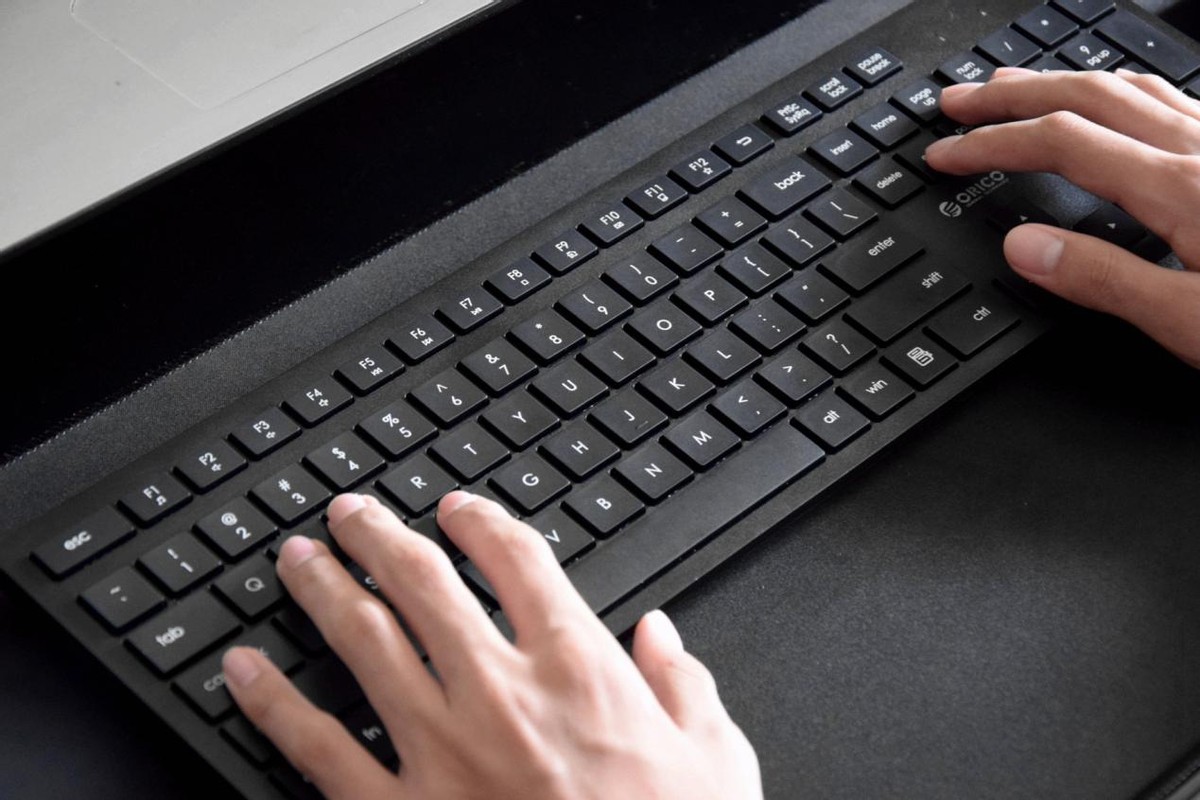 摆脱有线的束缚三款蓝牙耳机评测,摆脱有线束缚放松耳朵的蓝牙耳机