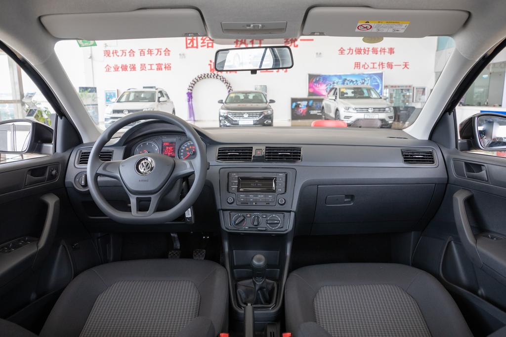 2013桑塔纳二手车12万公里指导价,2014桑塔纳1.6手动新车指导价