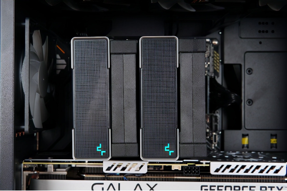 九州风神AK620数显版风冷散热器,九州风神ak620对比追风者t6