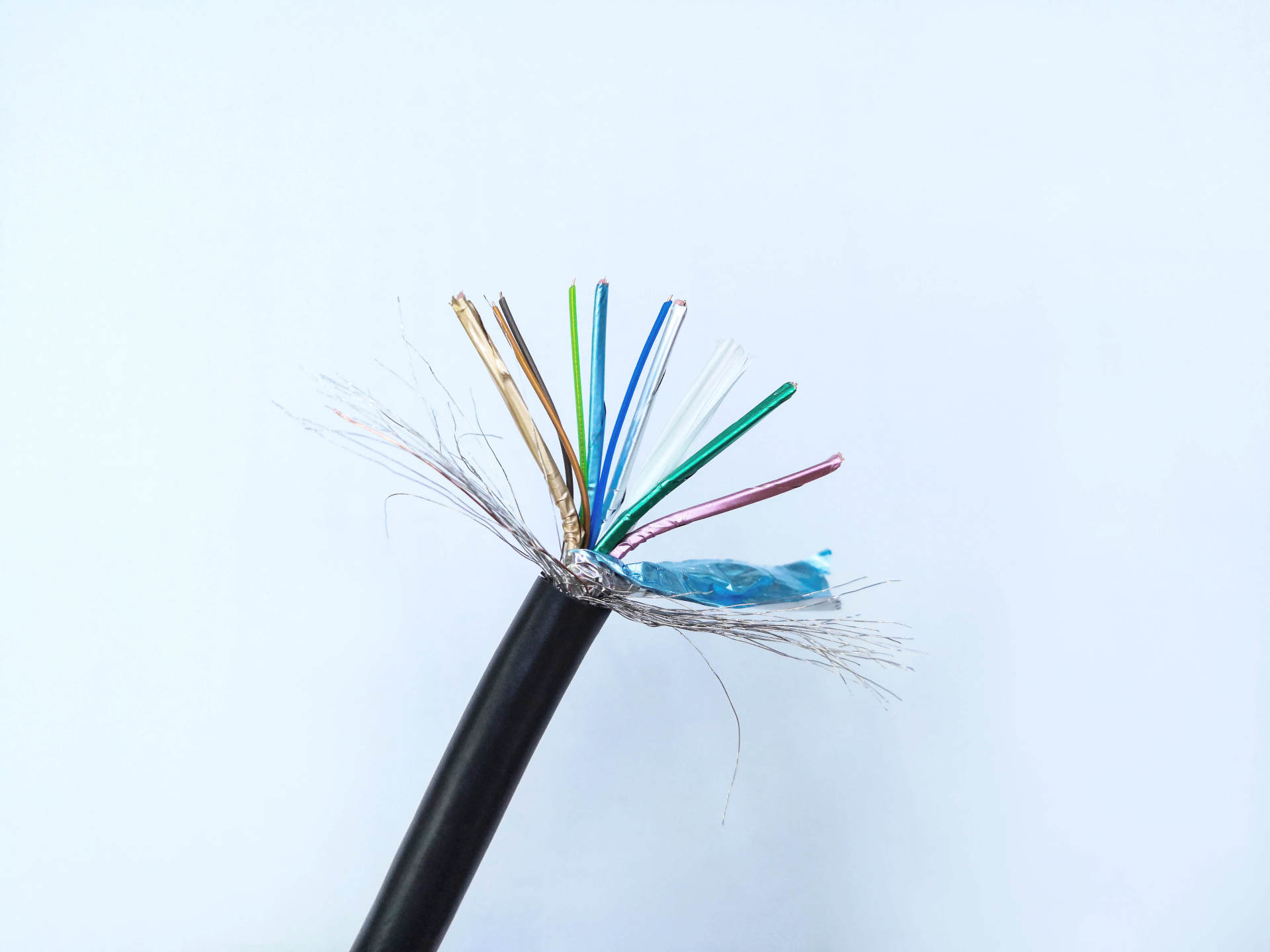 优越者hdmi线和绿联hdmi线哪个好,hdmi线材哪个版本好