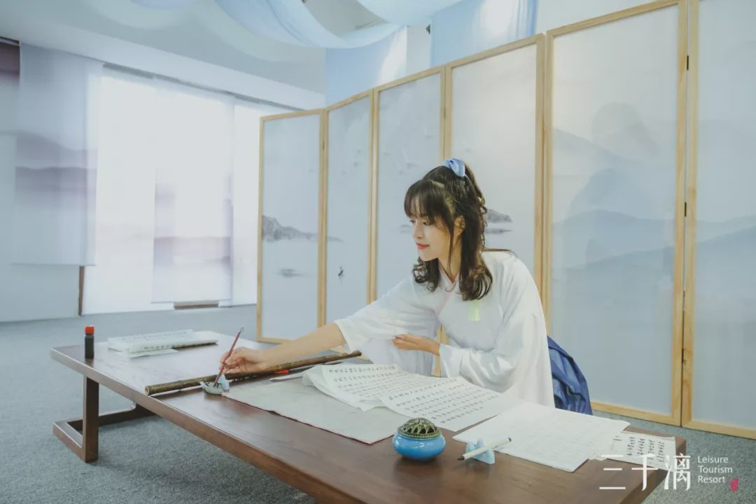 柳州周边迅速蹿红的江枫船屋别墅!天空之境简直美绝了