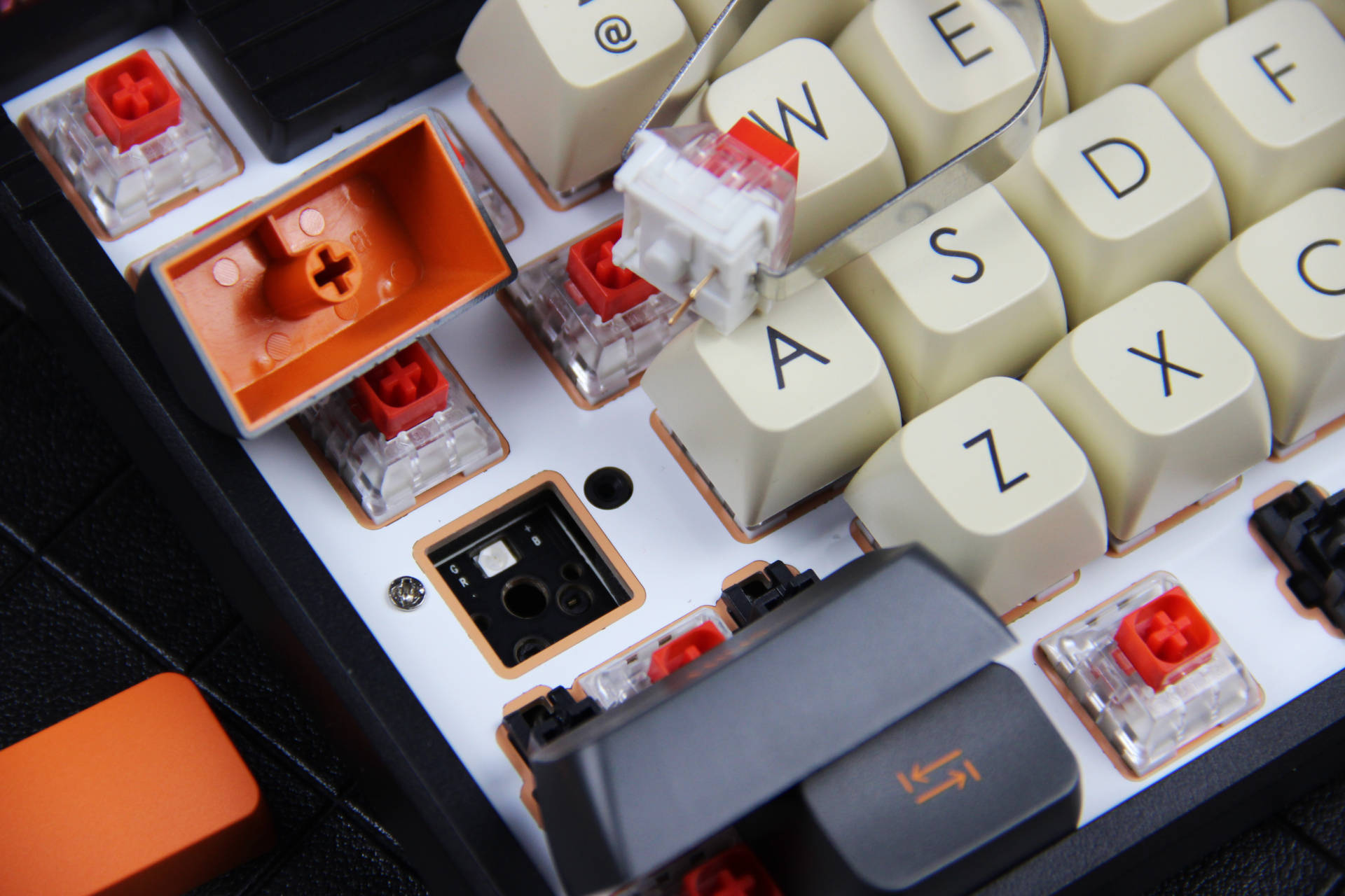 买小键盘还是标准键盘,69键键盘排行榜