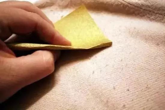 拉链脚坏了用吸管怎样修复,用塑料吸管修复衣服拉链