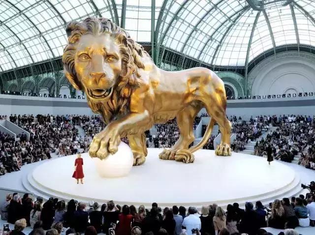 别哭汪峰歌曲,别哭英文歌曲