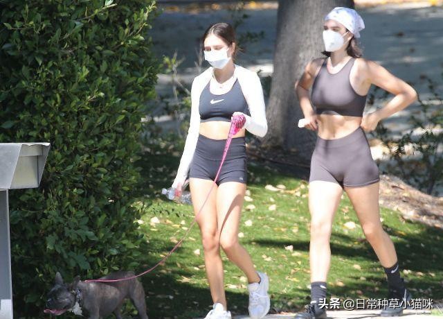 哈姆林秀肌肉,哈姆林姐妹