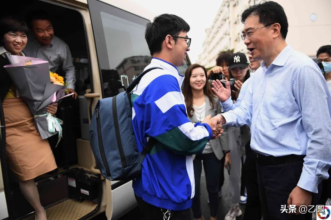 摄影师盘点2020年照片,摄影师们珍藏了50年的图