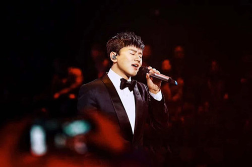 张杰为什么用live称号,张杰为什么被称为live之王