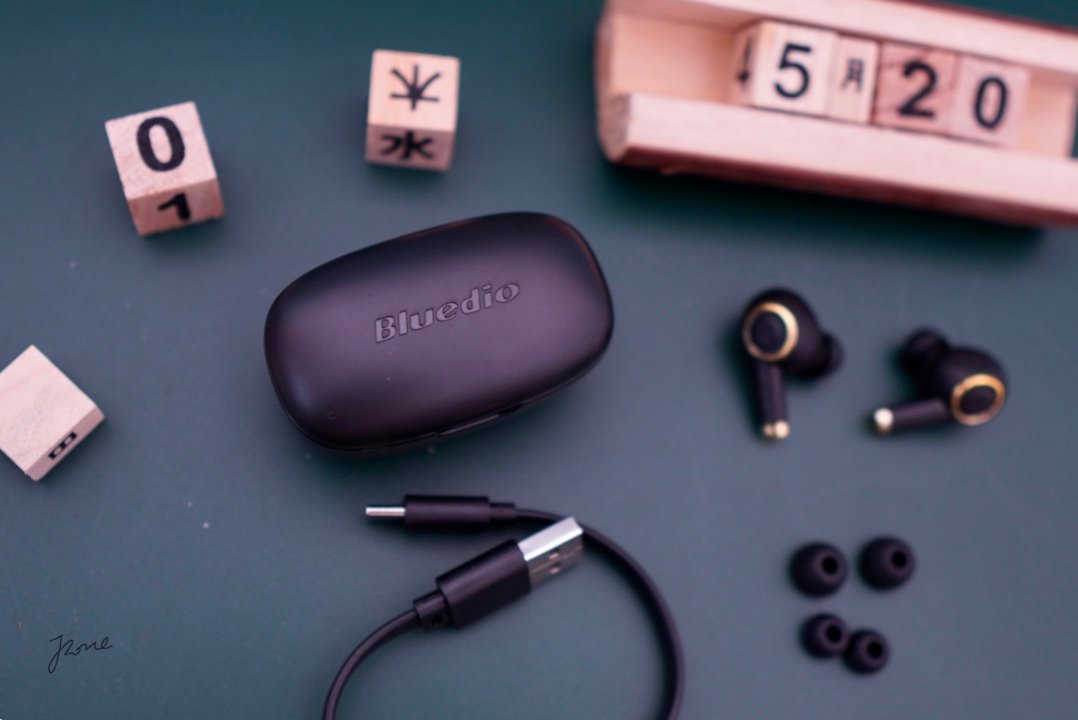 听到想听，Bluedio蓝弦Particle真无线耳机，让音乐更无拘无束