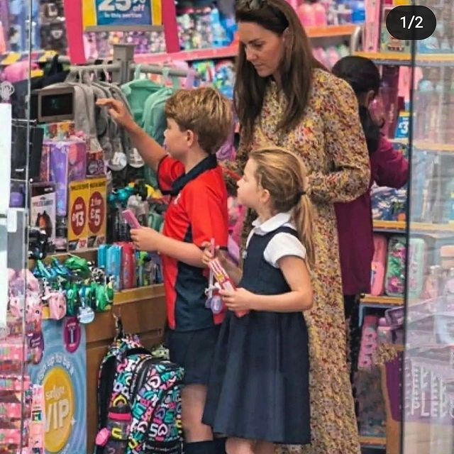 凯特威廉带娃视频,凯特母亲节晒出乔治和夏洛特