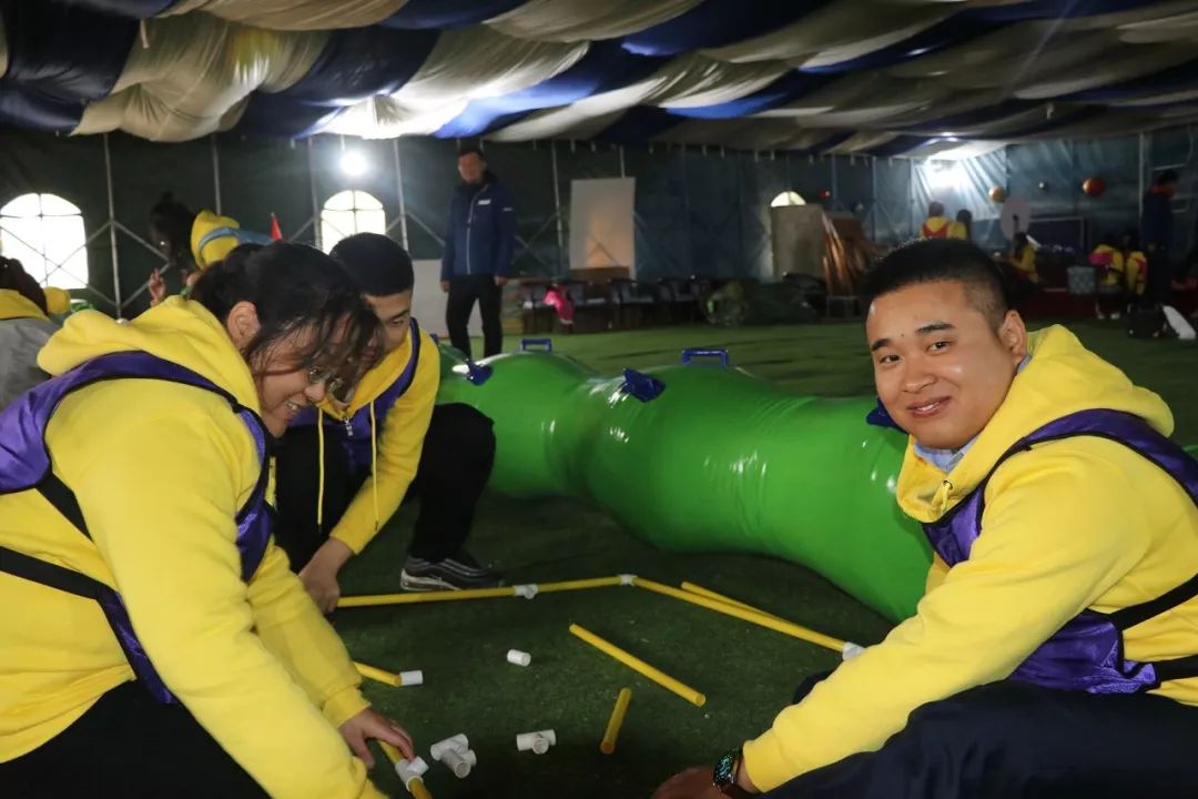 激情成就梦想汗水铸就成功,激情成就梦想团队铸就辉煌前言