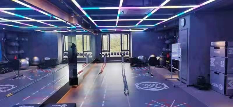 吃苦的年纪不要选择安逸句子,坚持健身给自己一个强健的体魄