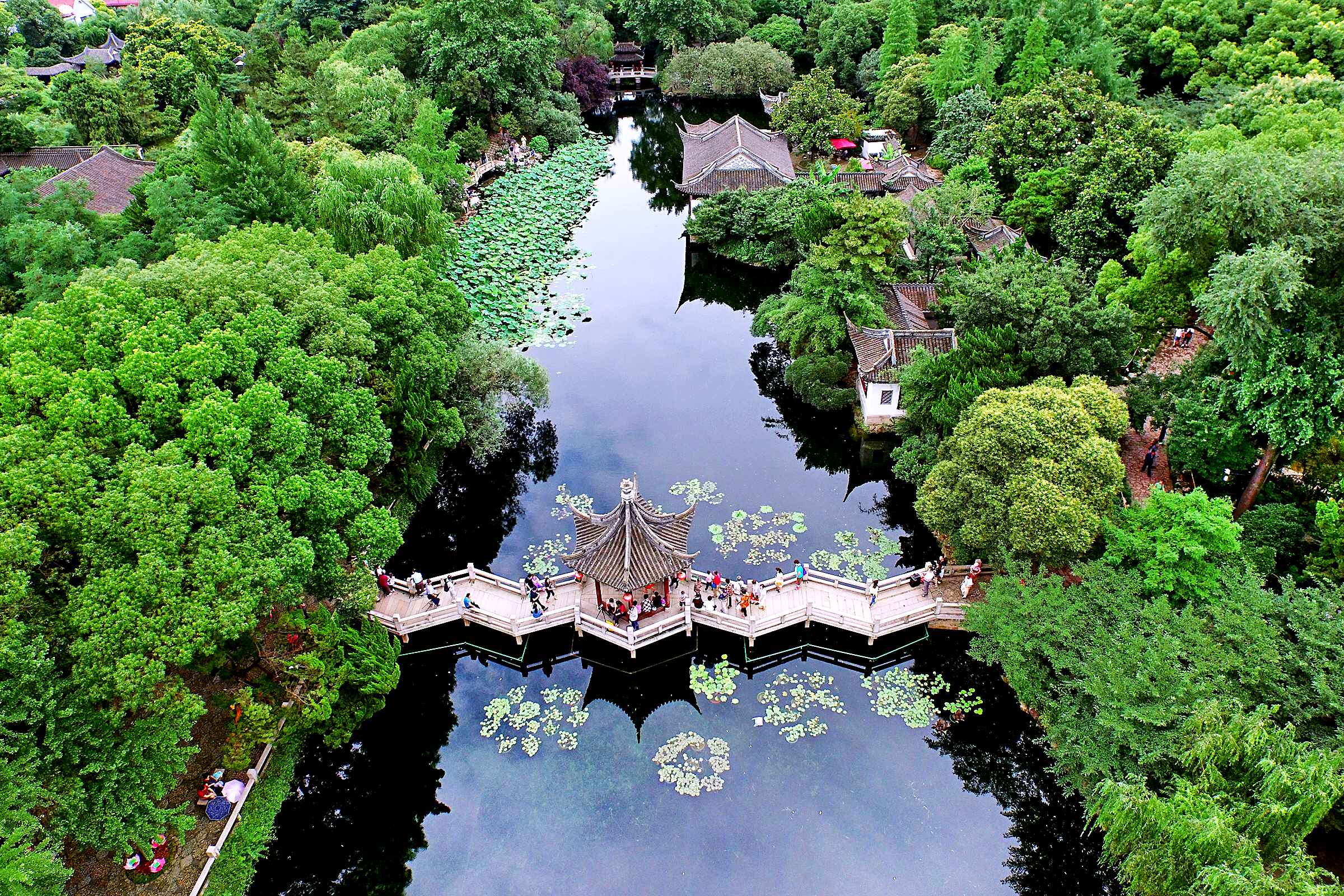 适合拍的古风景点,上海最值得拍照十条街