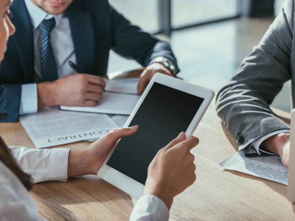 商标界的“无价之姐”，老干妈的护城河，你的商标保护到位了吗？