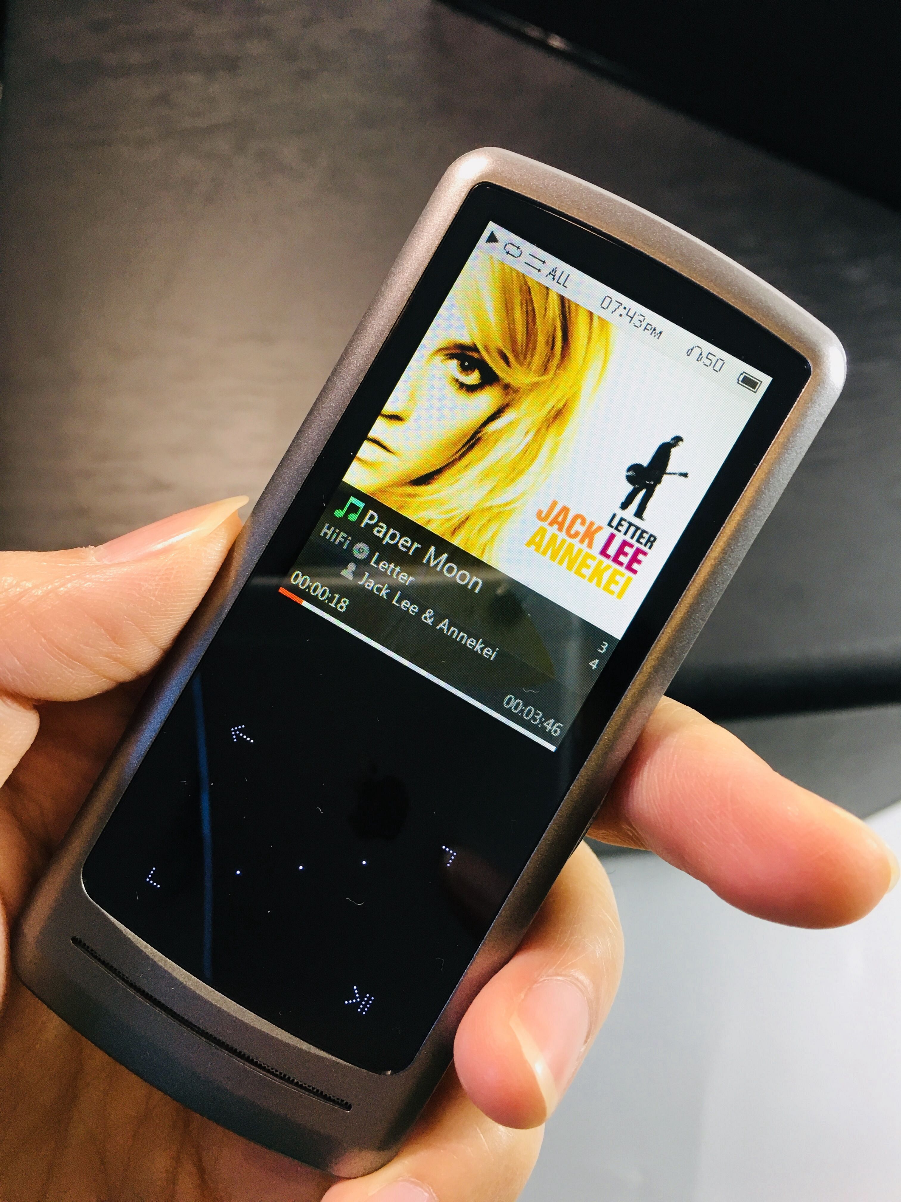 正统HIFI级MP3正式驾到,从外到内都是复古的贵族血液