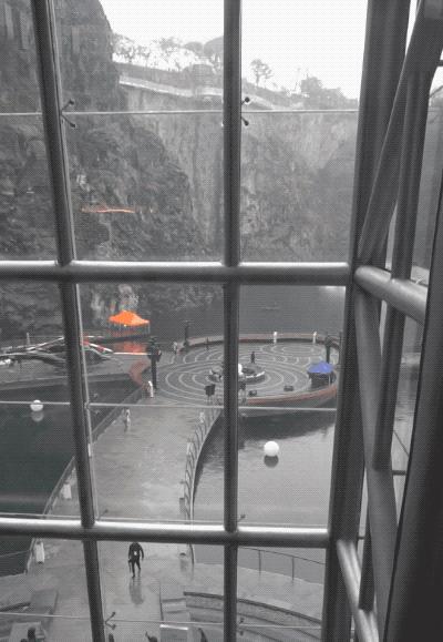 斥资3亿打造的深坑酒店,20亿打造的深坑酒店在何处