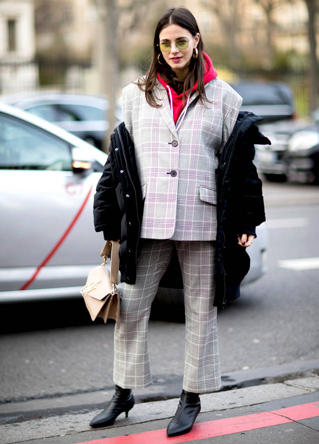 肩膀宽穿西服不好看,肩膀宽手臂粗穿什么样的西装外套