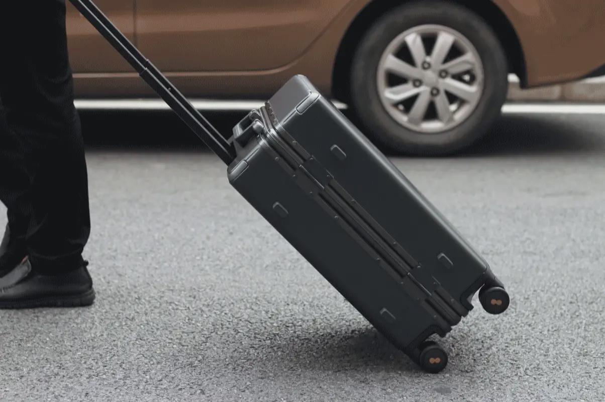 地平线8号28寸和90分旅行箱对比,地平线8号level8旅行箱测试