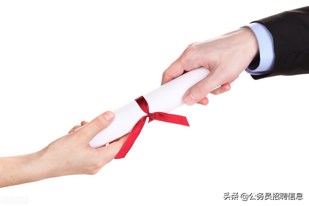 硕士毕业是盲审难还是答辩难,硕士中期答辩通过就能毕业了吗