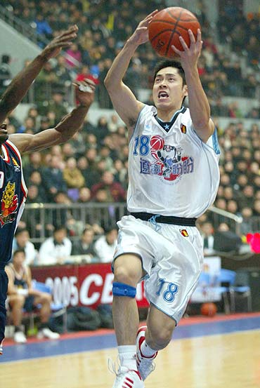 辽宁男篮队员背后的故事,辽宁男篮的故事