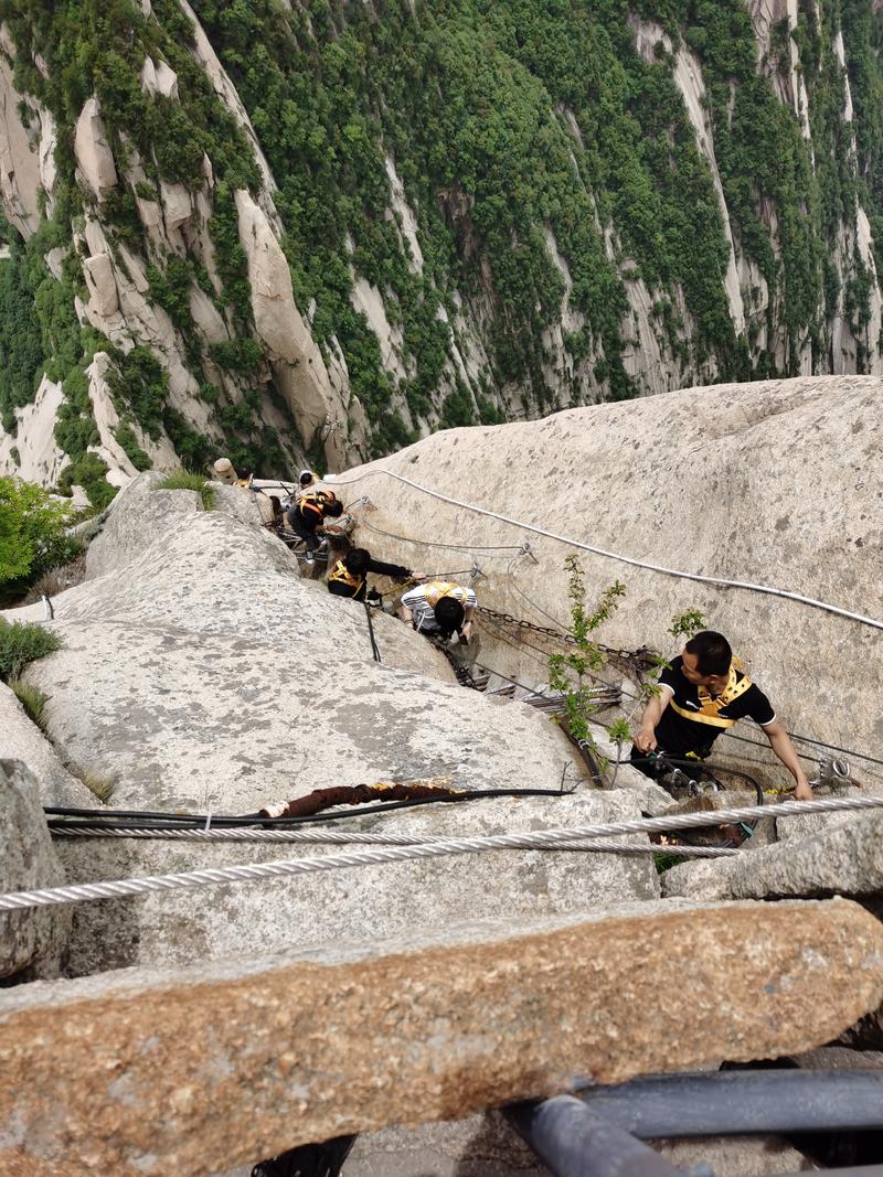 华山派的轻功一定被低估了——华山一日游有感