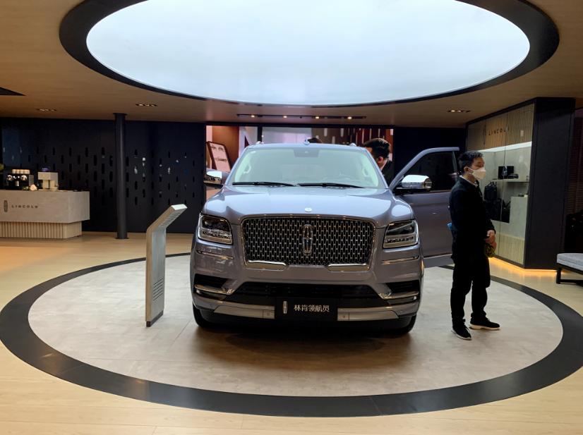 百万大林肯七座suv车型价格,新款林肯领航员值不值得买