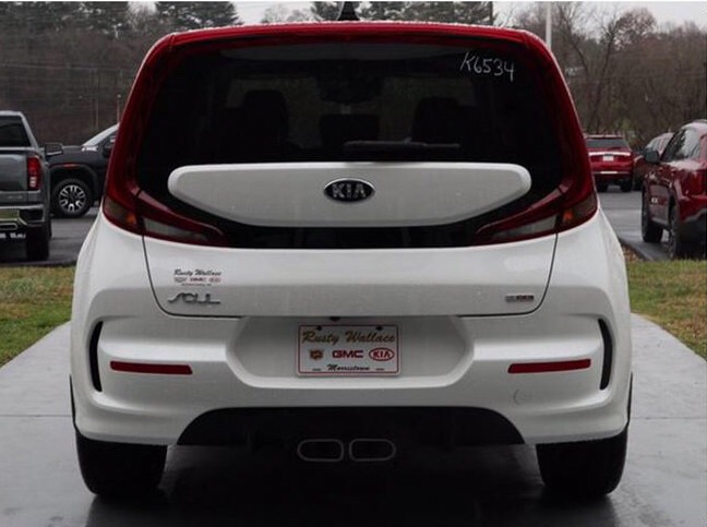 全新一代起亚秀尔手动挡,新一代起亚秀尔路试驾