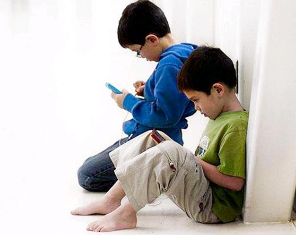 你的右手食指和无名指哪个更长,你的食指比无名指长对吗