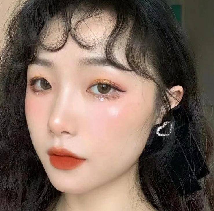 novo蓬松粉和稚优泉,平价滋润唇釉稚优泉