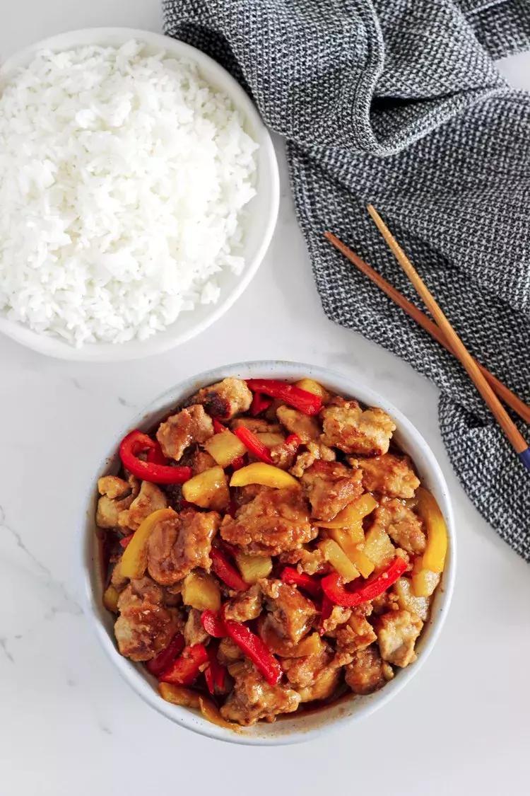 凉拌凉面和凉皮一起怎么做好吃,凉菜调料汁最详细配方凉拌面