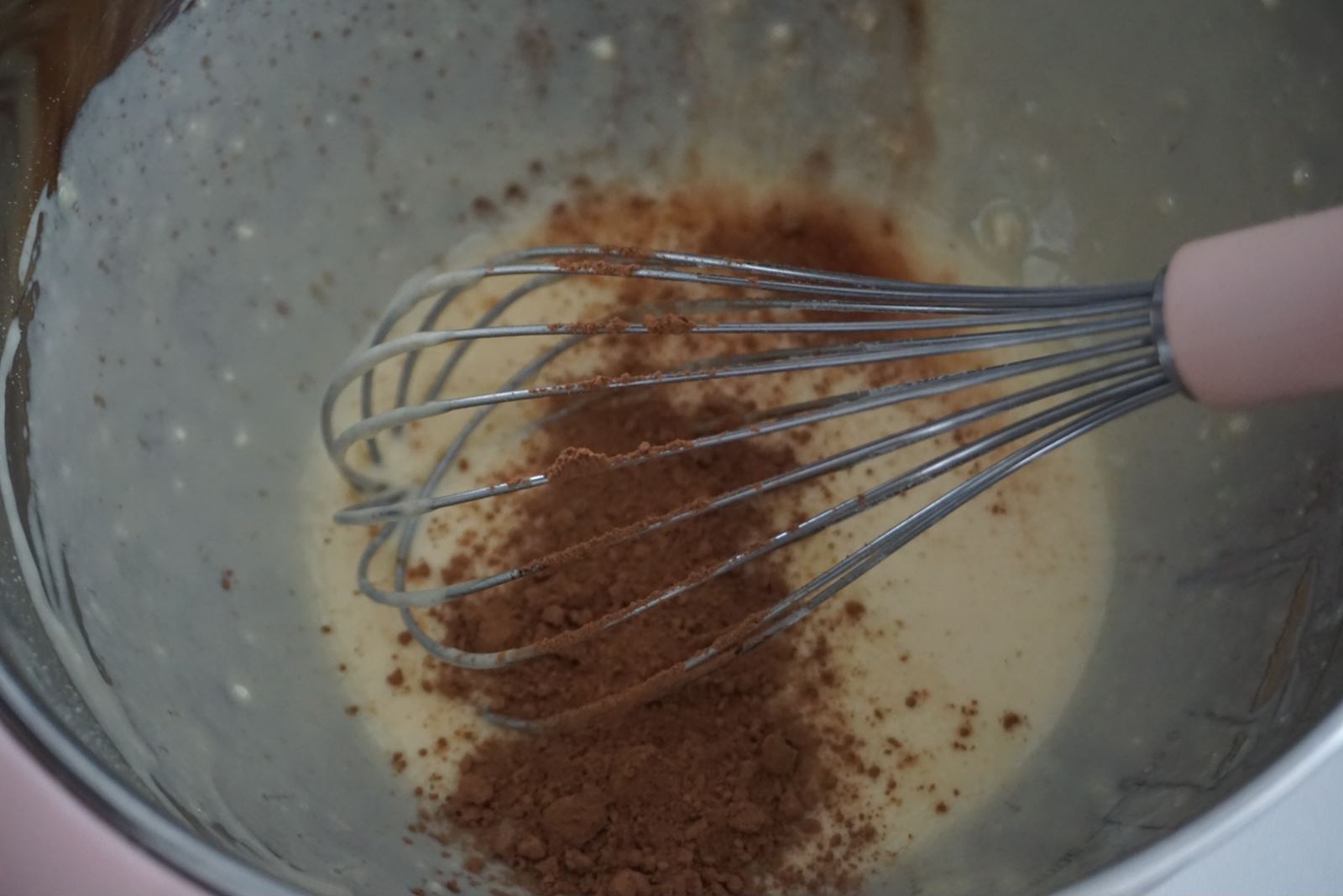 在家不用烤箱怎样给孩子做蛋糕,适合孩子吃的小蛋糕自己做