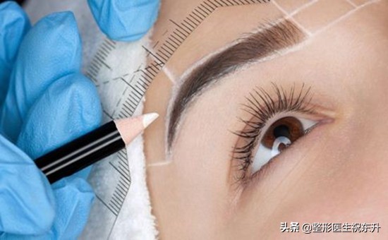 切眉后眼皮有褶皱怎么回事,切眉术后眼皮有褶皱能恢复吗