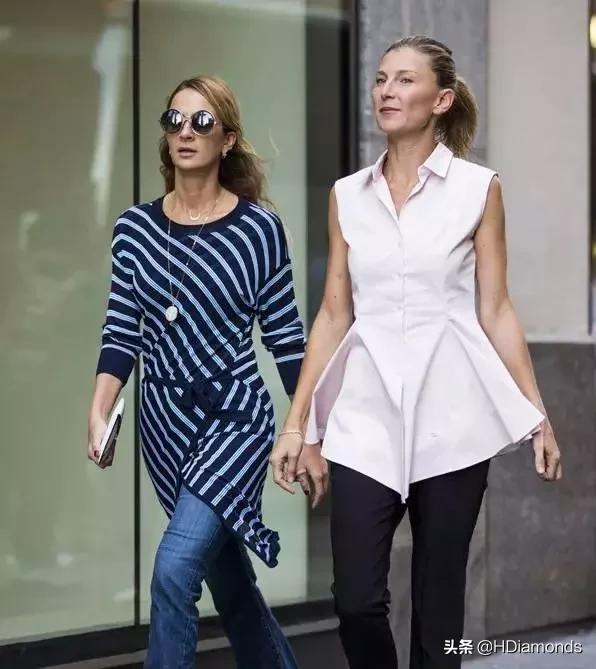 适合女生戴的毛衣链,毛衣链高级感叠戴